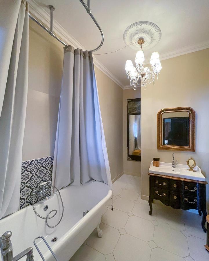 Le 215 Gambetta Boutique Hotel En Provence Cavaillon Kültér fotó